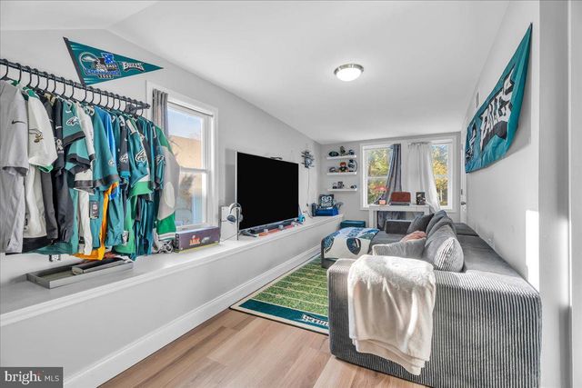 604 LIPPINCOTT AVE, Riverton, NJ 08077