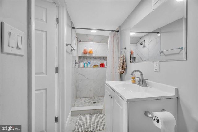 604 LIPPINCOTT AVE, Riverton, NJ 08077
