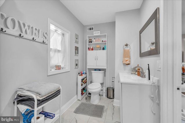 604 LIPPINCOTT AVE, Riverton, NJ 08077