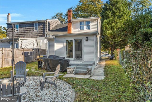 604 LIPPINCOTT AVE, Riverton, NJ 08077