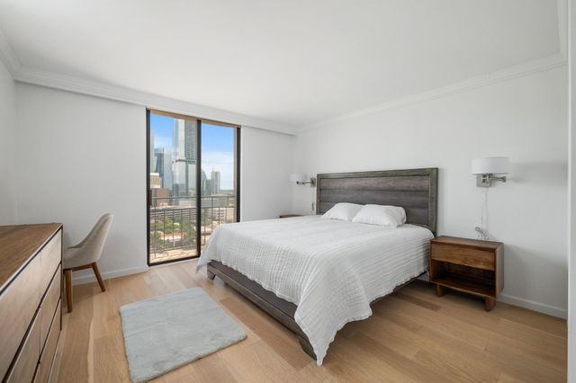 1122 Colorado ST 2007, Austin, TX 78701