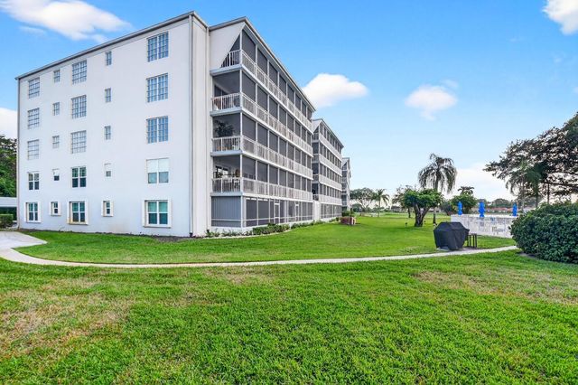 250 John F Kennedy Drive 302, Atlantis, FL 33462