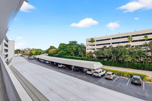 250 John F Kennedy Drive 302, Atlantis, FL 33462