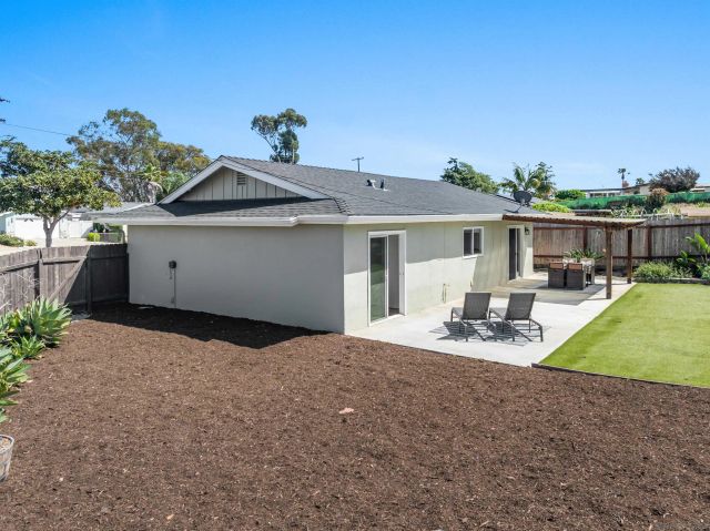 2309 Saratoga, Oceanside, CA 92054