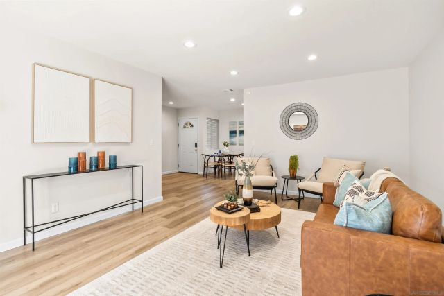 2309 Saratoga, Oceanside, CA 92054