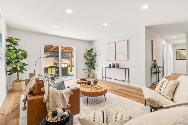 2309 Saratoga, Oceanside, CA 92054