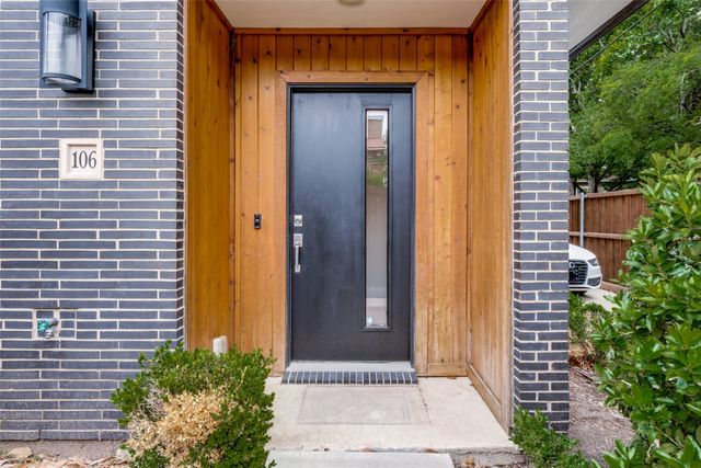 1832 N Garrett Avenue 103, Dallas, TX 75206