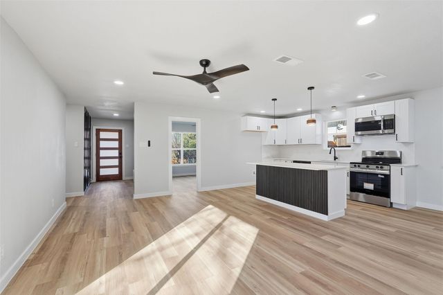 6526 Rock Canyon Trail, Dallas, TX 75232