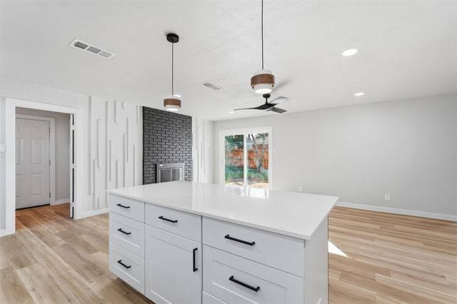 6526 Rock Canyon Trail, Dallas, TX 75232