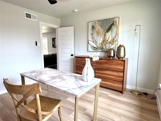 6526 Rock Canyon Trail, Dallas, TX 75232