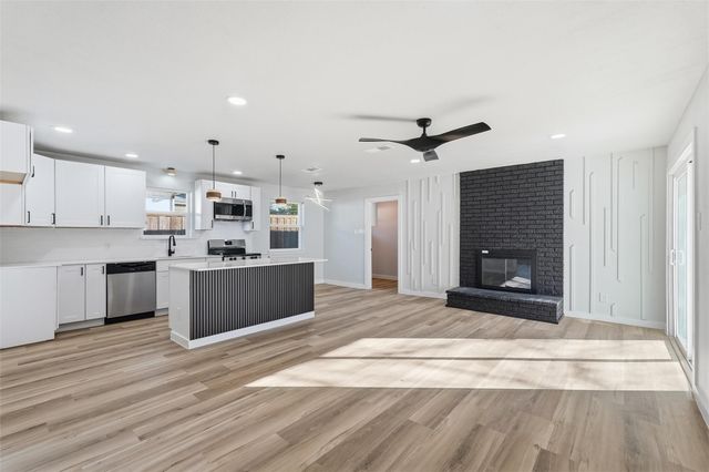 6526 Rock Canyon Trail, Dallas, TX 75232