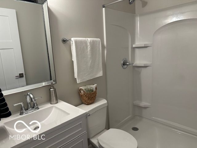 1612 Rocky Ford Road, Columbus, IN 47203