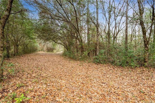 401 Novatan Road N, Mobile, AL 36608