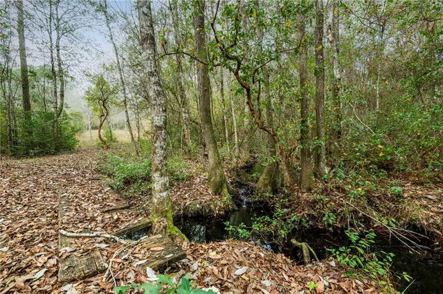 401 Novatan Road N, Mobile, AL 36608