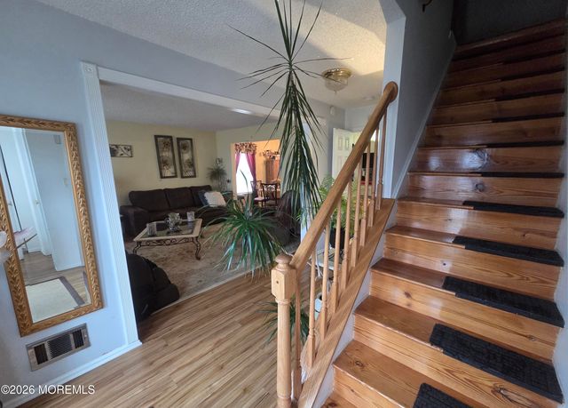 67 Deer Run Drive S, Barnegat, NJ 08005