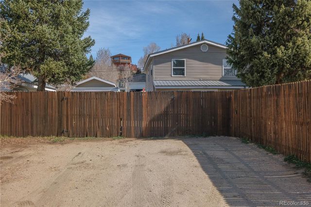695 E Agate Avenue, Granby, CO 80446