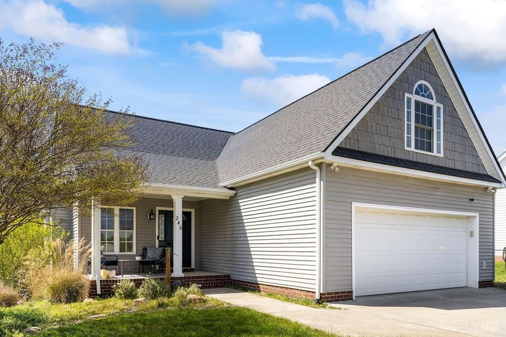 246 Russell Springs Drive, Lynchburg, VA 24501