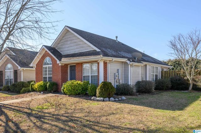 1040 VILLAGE TRAIL, Calera, AL 35040