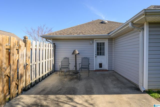 1040 VILLAGE TRAIL, Calera, AL 35040