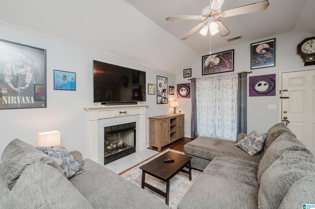 1040 VILLAGE TRAIL, Calera, AL 35040