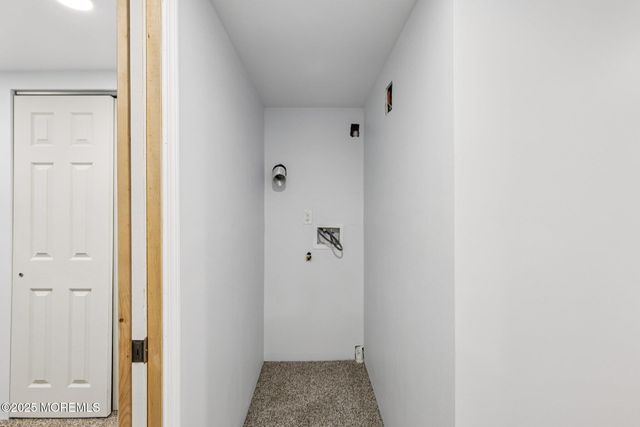 3 Duke Lane, Hazlet, NJ 07730