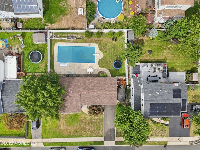 3 Duke Lane, Hazlet, NJ 07730