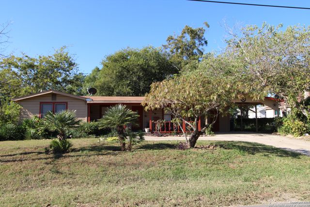 19411 Somerset, Lytle, TX 78052