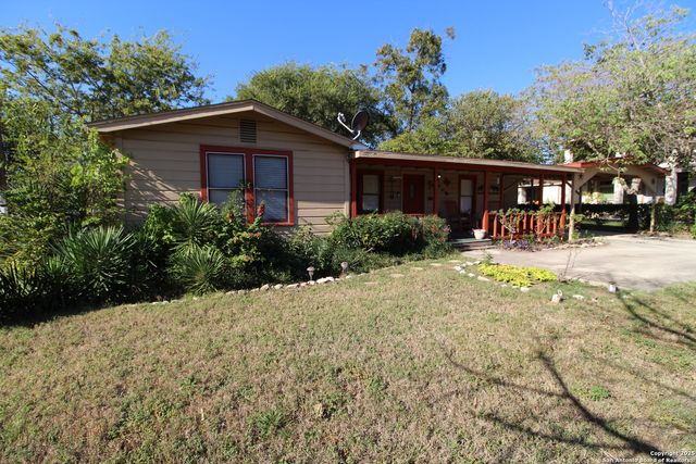 19411 Somerset, Lytle, TX 78052