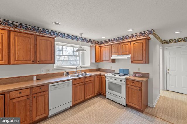 31 BRAMBLEWOOD CT, Martinsburg, WV 25403