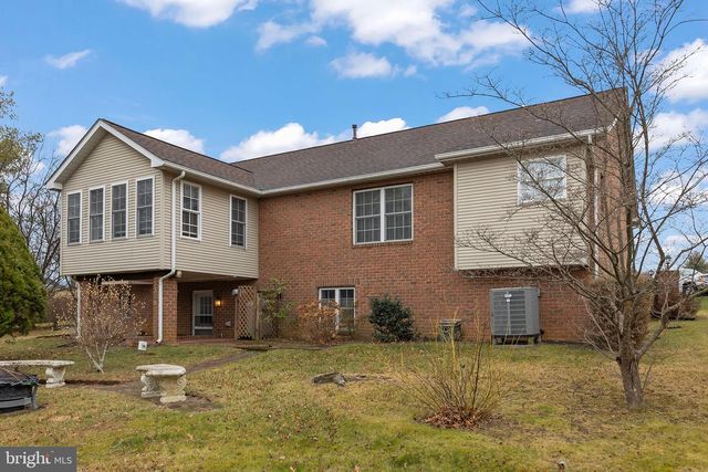 31 BRAMBLEWOOD CT, Martinsburg, WV 25403
