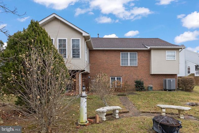 31 BRAMBLEWOOD CT, Martinsburg, WV 25403
