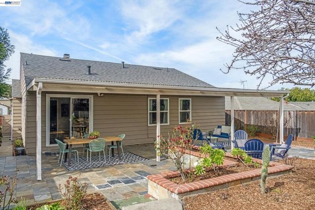 21330 21330 TYEE STREET, Castro Valley, CA 94546