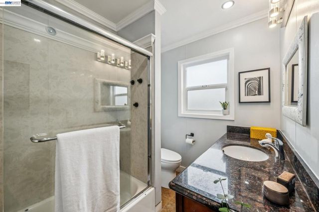 21330 21330 TYEE STREET, Castro Valley, CA 94546