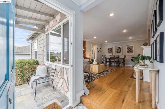 21330 21330 TYEE STREET, Castro Valley, CA 94546