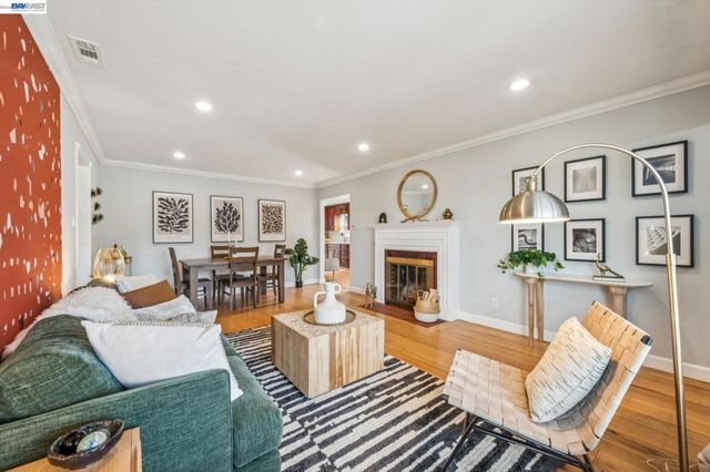 21330 21330 TYEE STREET, Castro Valley, CA 94546