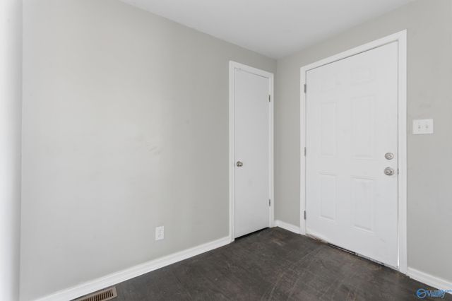 69 E Lakeside Drive, Florence, AL 35630