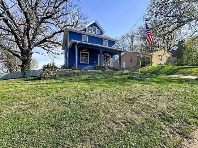 1225 23rd Avenue, Rock Island, IL 61201