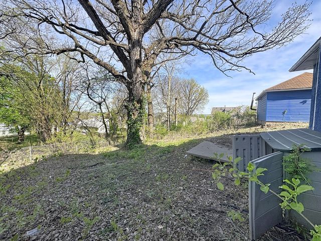 1225 23rd Avenue, Rock Island, IL 61201