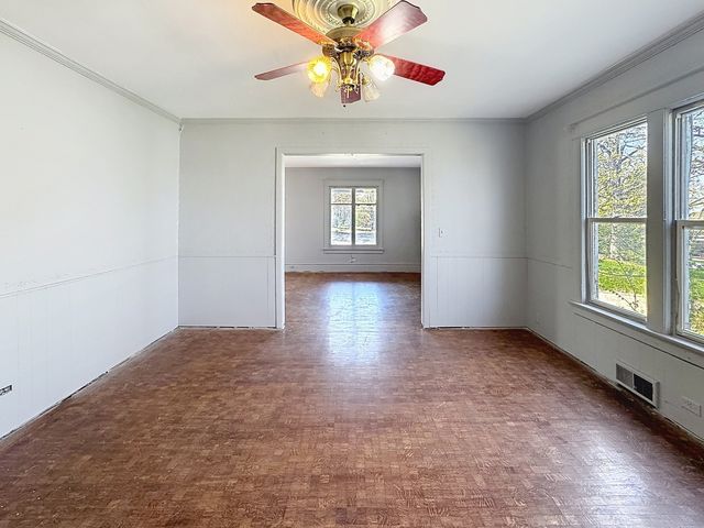 1225 23rd Avenue, Rock Island, IL 61201