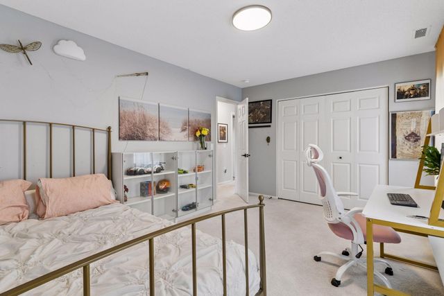 724 E 25th Street, Minneapolis, MN 55404