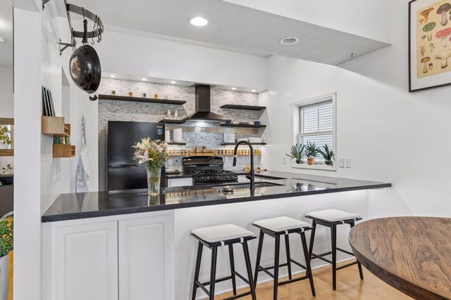 724 E 25th Street, Minneapolis, MN 55404