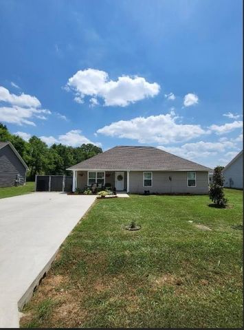 1414 Triple K Ave, Lawrenceburg, TN 38464