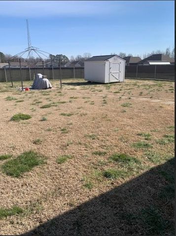 1414 Triple K Ave, Lawrenceburg, TN 38464