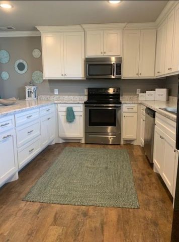 1414 Triple K Ave, Lawrenceburg, TN 38464