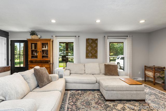 6669 Fillmore Street, Allendale, MI 49401