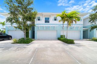 411 SE High School Avenue, Stuart, FL 34994