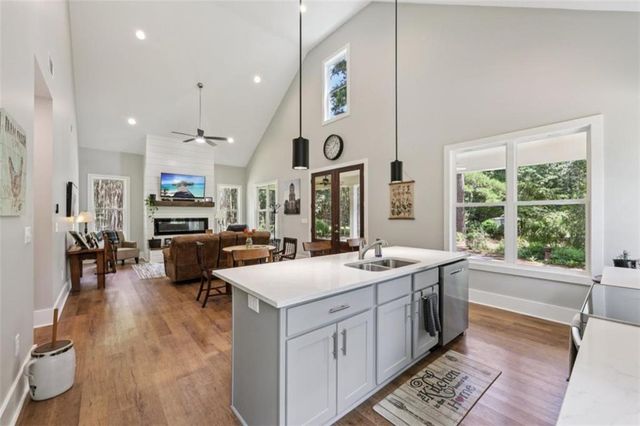 250 Stagecoach Road, Oxford, GA 30054