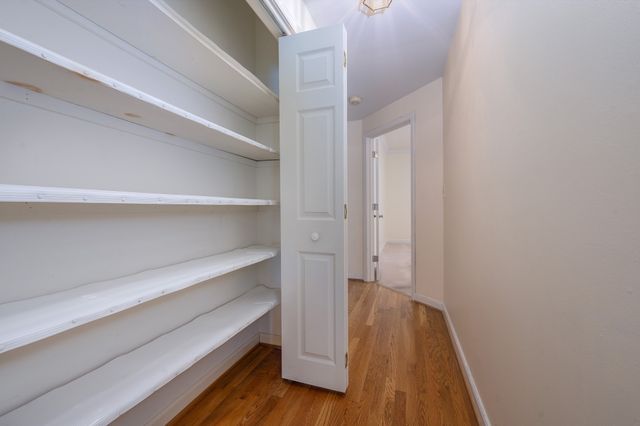 3818 West End Ave Apt 204, Nashville, TN 37205