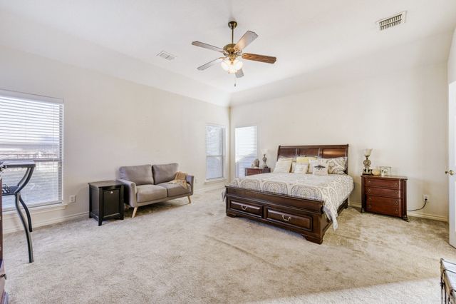 1820 Lake Glen Trail, Mansfield, TX 76063