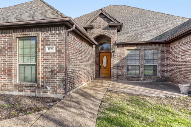 1820 Lake Glen Trail, Mansfield, TX 76063